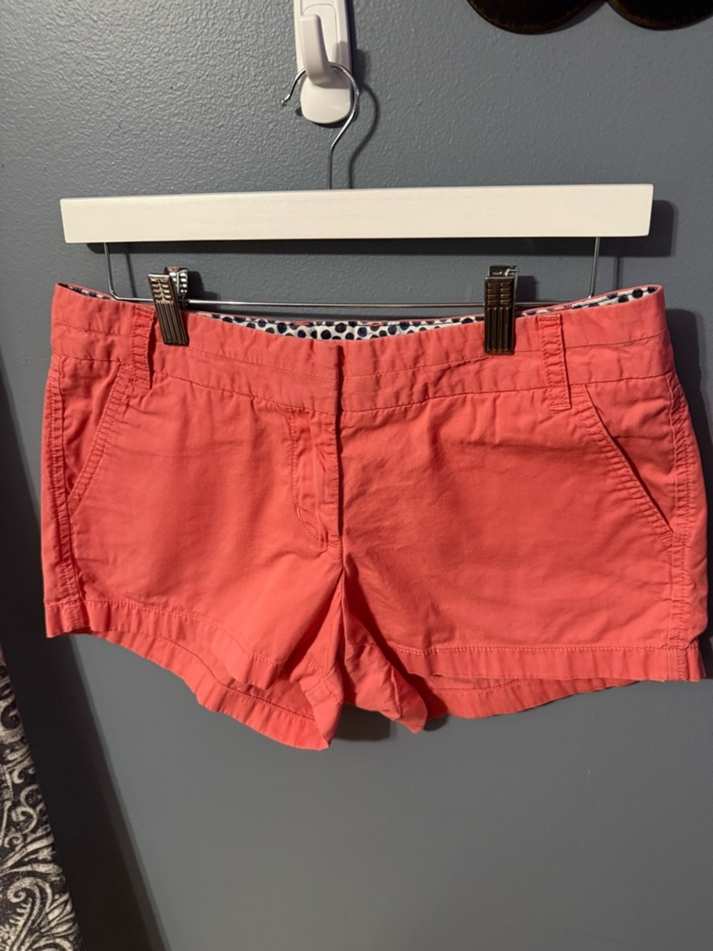 BUNDLE Price includes 5 pair J. Crew Chino Shorts-size 6. - Picture 8 of 13